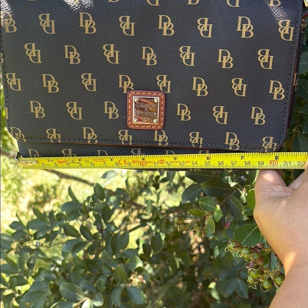 Dooney & Bourke Black and Gold Monogram Bag used twice. - Picture 6 of 8
